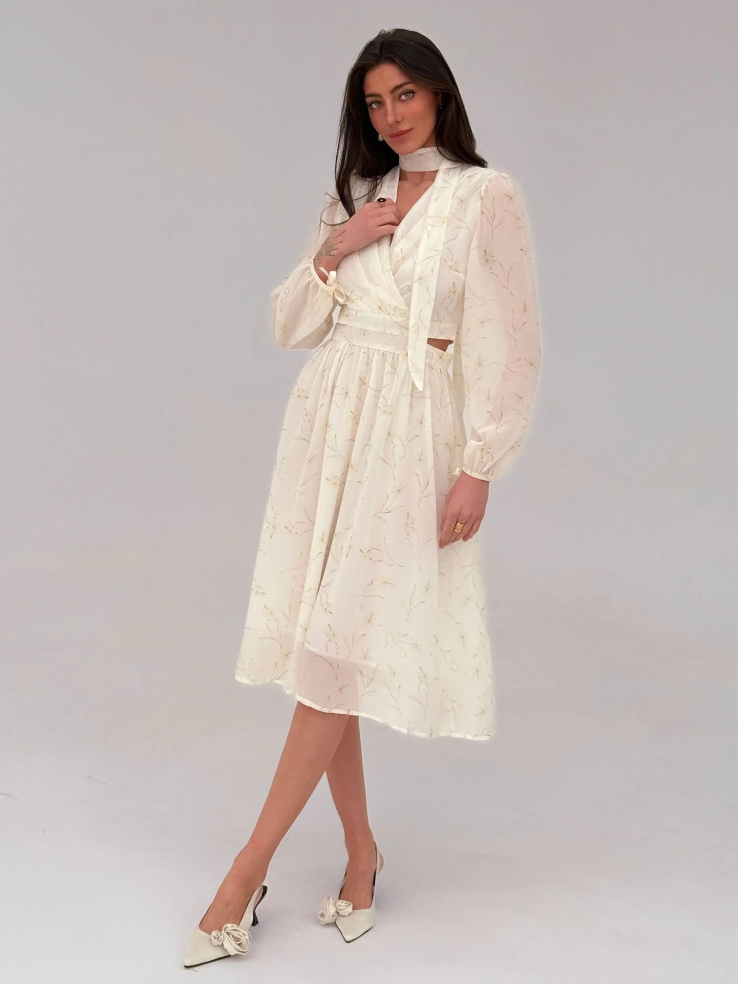 2025 Summer New Women's Dress Fairy Style Drifting Long Sweet Fragrant Flower Long Dress with Waist Collection A-line Skirt
2025 Summer New Women's Dress Fairy Style Drifting Long Sweet Fragrant Flower Long Dress with Waist Collection A-line Skirt