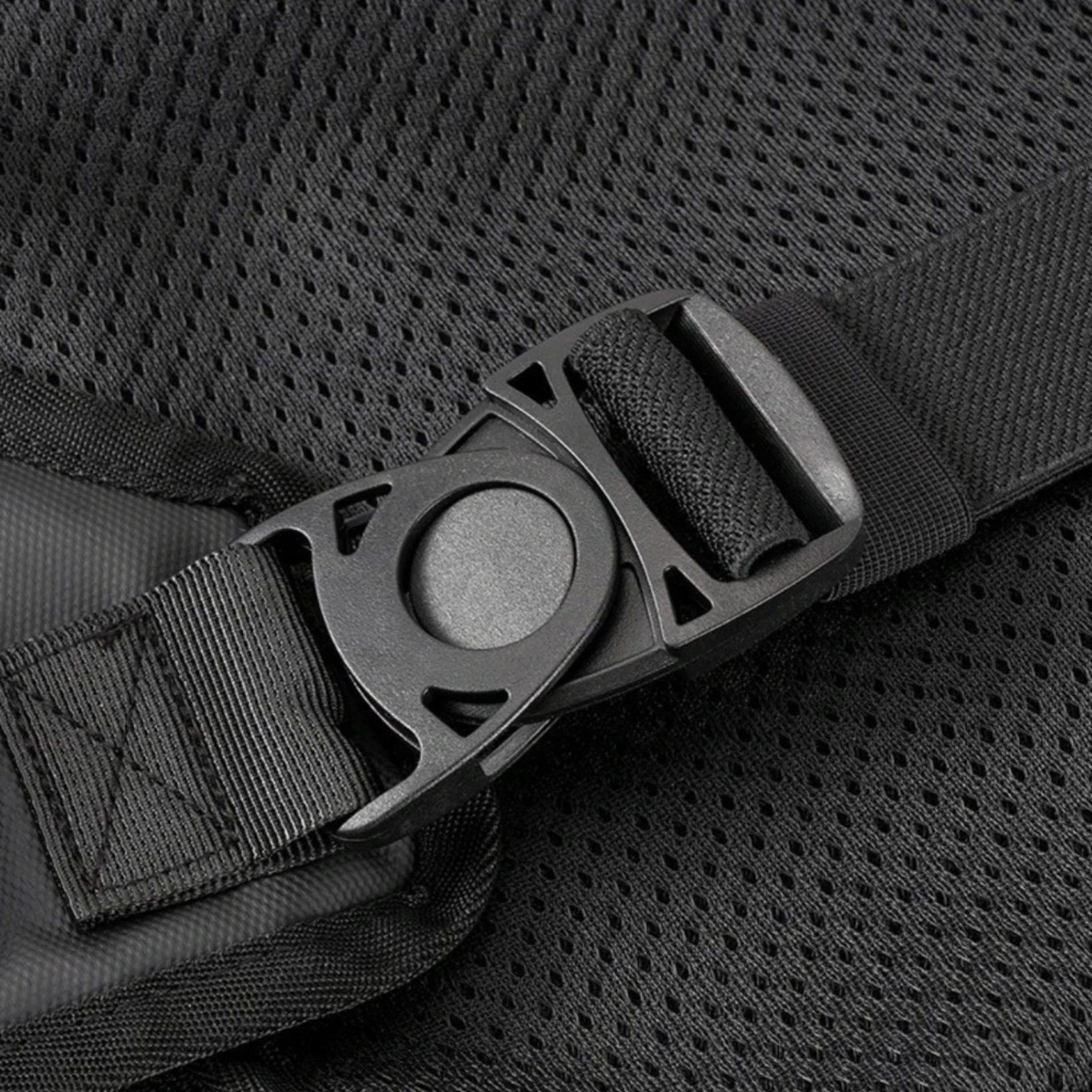 Hydration Vest Backpack Streamlined Running Vest Backpack Running Hydration Pack Reinforced Trim Sports Gear Zippered Pocket
Hydration Vest Backpack Streamlined Running Vest Backpack Running Hydration Pack Reinforced Trim Sports Gear Zippered Pocket