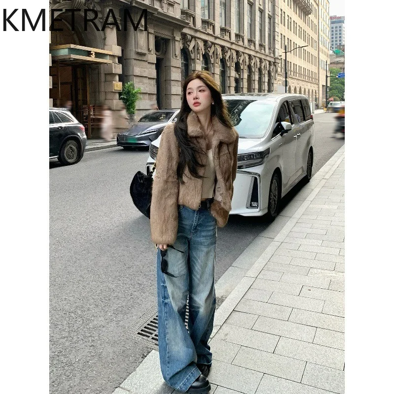 KMETRAM Natural Whole Rabbit Fur Jacket Women Luxury Short Fur Coats 46cm Winter Warm Real Fur Coat Woman Clothing 2026 casaco
KMETRAM Natural Whole Rabbit Fur Jacket Women Luxury Short Fur Coats 46cm Winter Warm Real Fur Coat Woman Clothing 2026 casaco