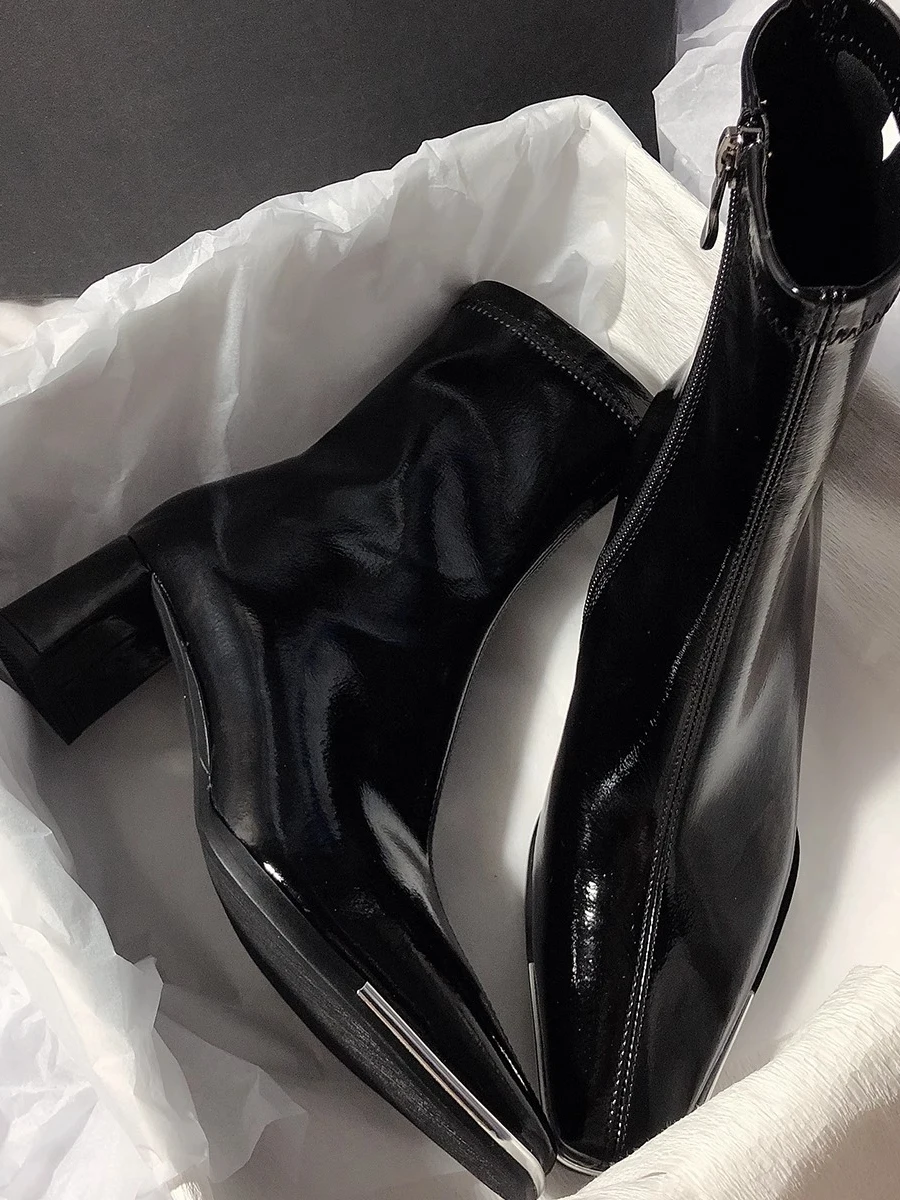 Glossy Bla Leather High Heel ort Boots Women's Faion Commute Thin Heel Pointed Toe Ba Zipper Slim Fit Boots
Glossy Bla Leather High Heel ort Boots Women's Faion Commute Thin Heel Pointed Toe Ba Zipper Slim Fit Boots