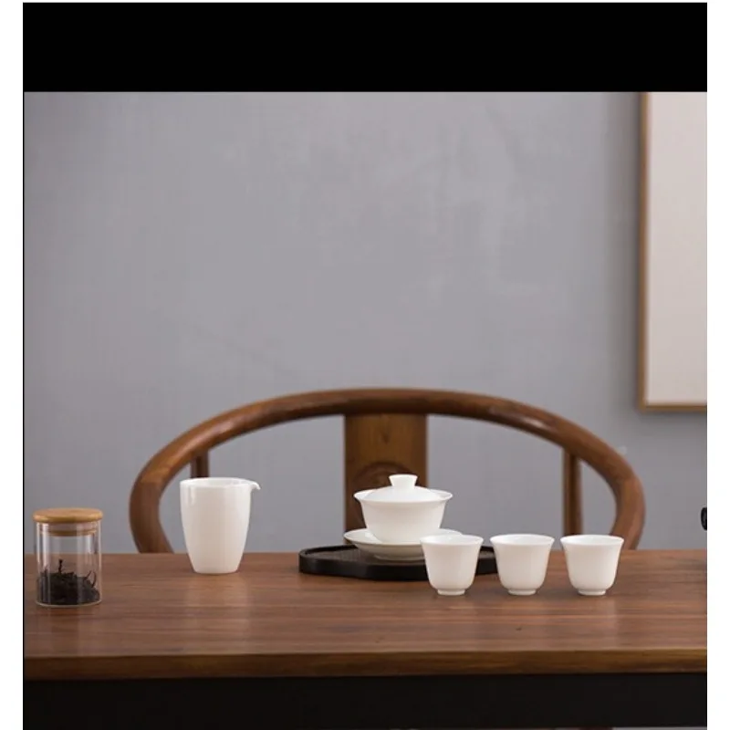 Подставка для чая Dehua и ложка — белый фарфоровый набор для церемонии кунг-фу 
Подставка для чая Dehua и ложка — белый фарфоровый набор для церемонии кунг-фу