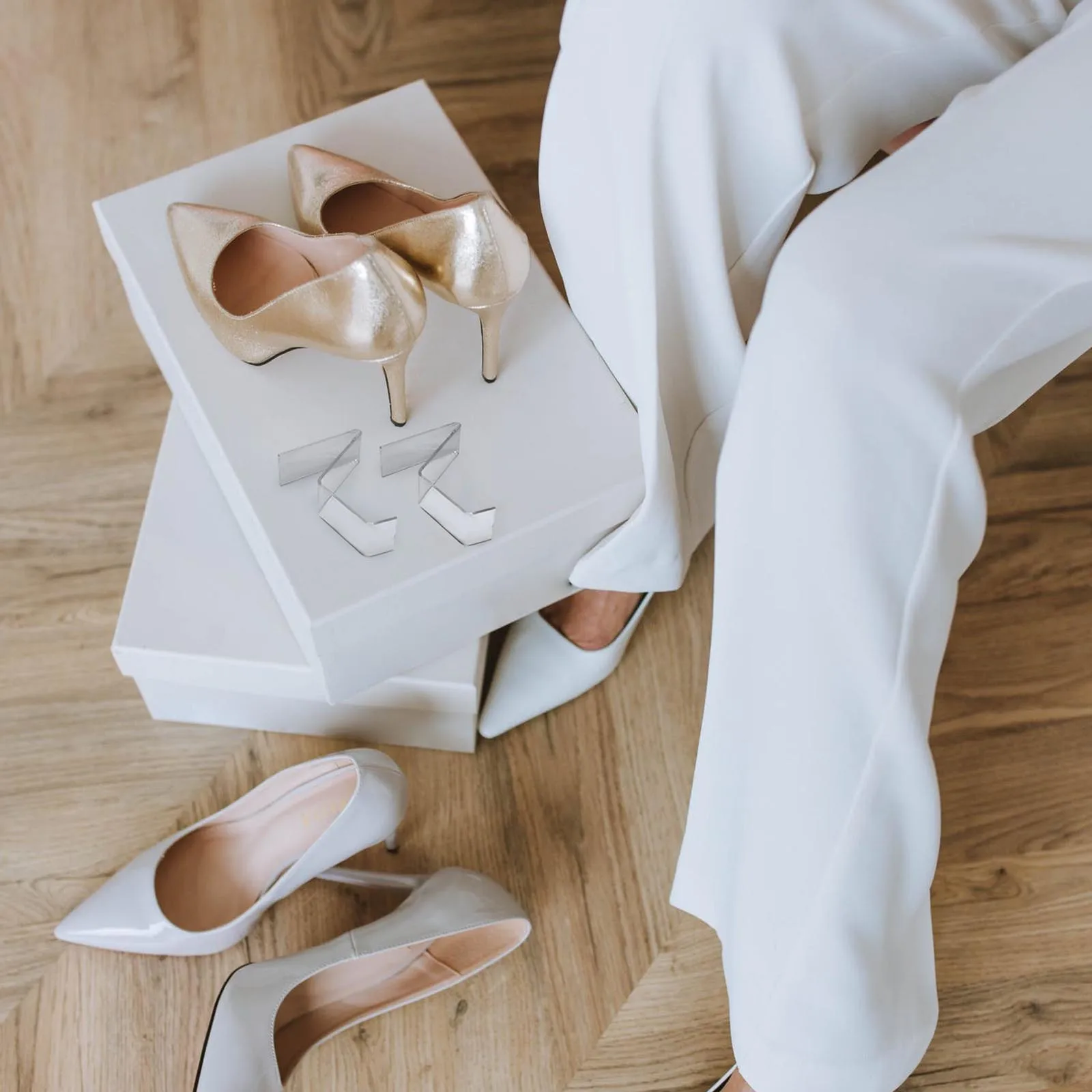 2Pairs Stands Transparent Simple Design For Shoe Storage Display High Heel Display Rack For Mall Store Shoe Shelf Holder
2Pairs Stands Transparent Simple Design For Shoe Storage Display High Heel Display Rack For Mall Store Shoe Shelf Holder