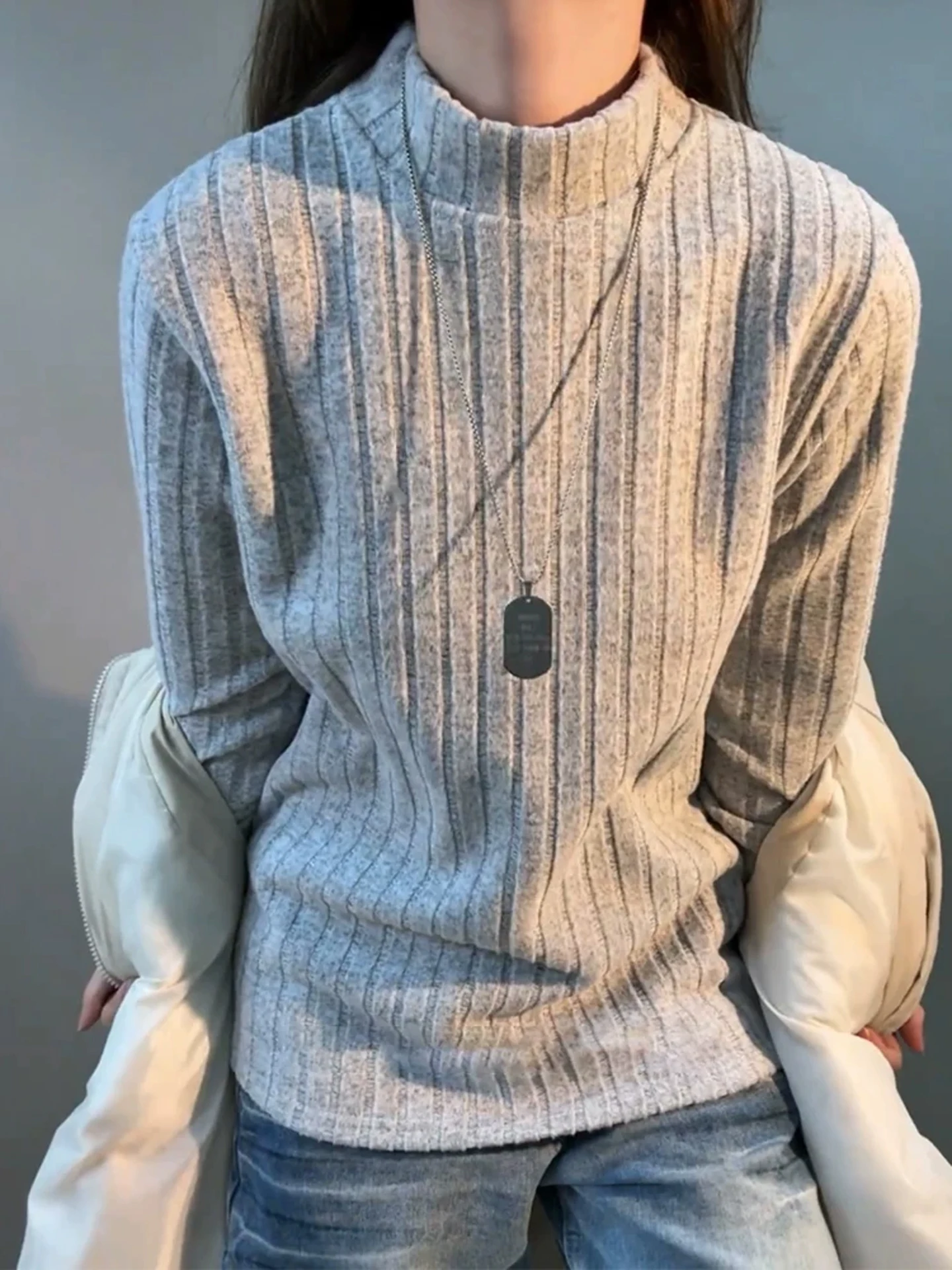 Men's Thickened Long Sleeve Sweatshirt Half High Collar Winter Warm Inner Wear American Style Color Crew Neck T-Shirt
Men's Thickened Long Sleeve Sweatshirt Half High Collar Winter Warm Inner Wear American Style Color Crew Neck T-Shirt
