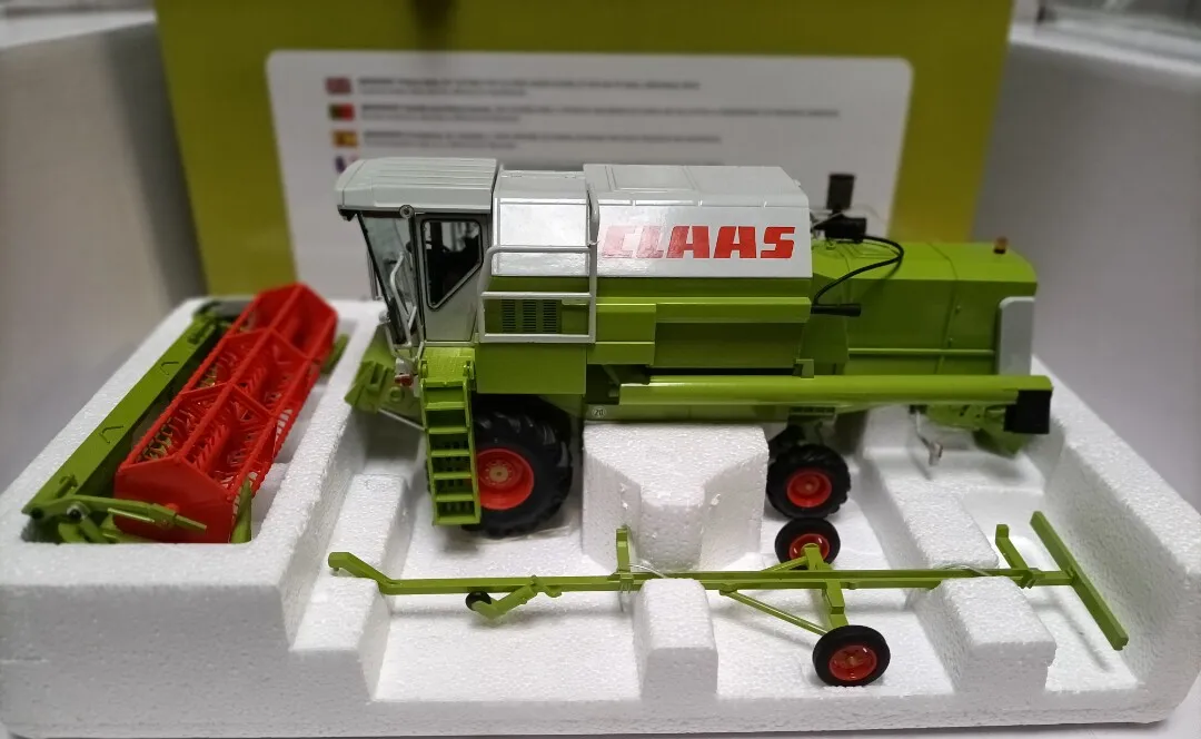 Replicagri 1:32 CLAAS Dominator 88 Maxi Simulation Limited Edition Resin Metal Static Car Model Toy Gift
Replicagri 1:32 CLAAS Dominator 88 Maxi Simulation Limited Edition Resin Metal Static Car Model Toy Gift