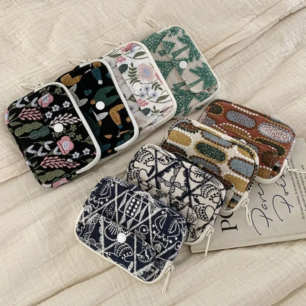 Cute Embroidery Storage Bag Cotton Linen Korean Style Ethnic Style Coin Purse Zipper Pouch Card Holder Earphone Bag Student
Cute Embroidery Storage Bag Cotton Linen Korean Style Ethnic Style Coin Purse Zipper Pouch Card Holder Earphone Bag Student