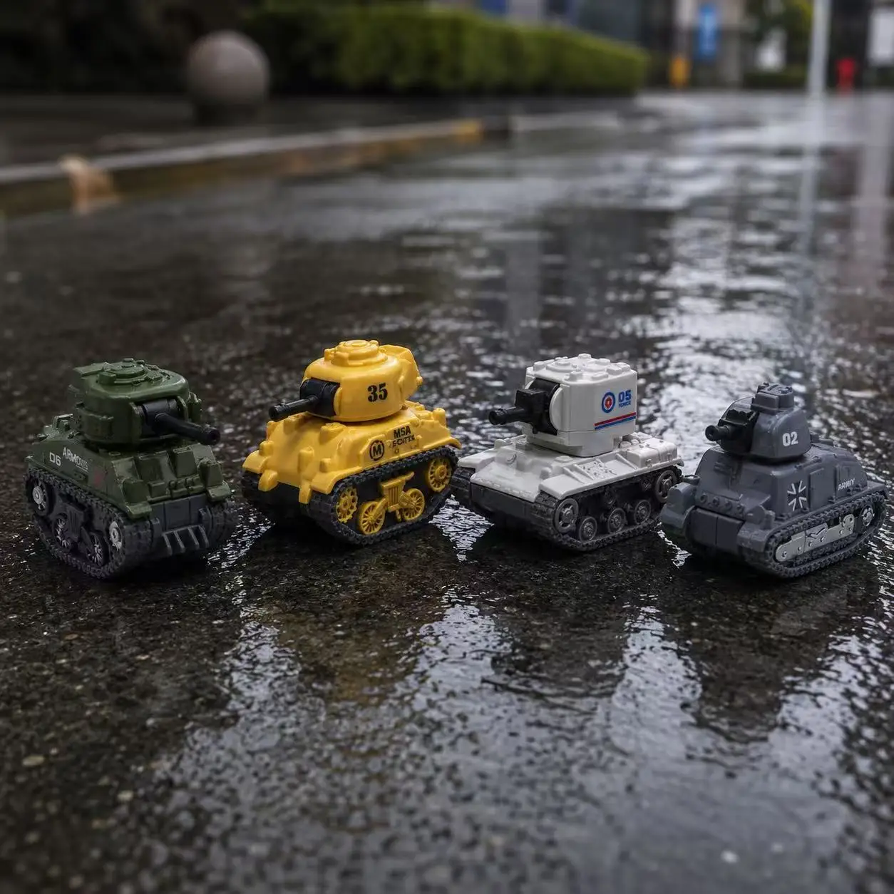 Alloy Q Version Military Vehicle Model 4 Pack Pull Back Armored Car Educational Toy for Boys
Alloy Q Version Military Vehicle Model 4 Pack Pull Back Armored Car Educational Toy for Boys
