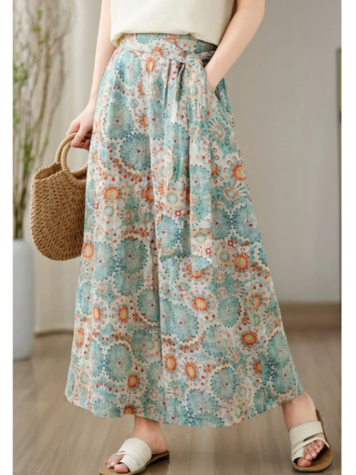 Artistic Lightweight Wide Leg Pants Loose Fit Belted Nine Points Casual Cotton Polyester Blend Summer Slimming Trousers
Artistic Lightweight Wide Leg Pants Loose Fit Belted Nine Points Casual Cotton Polyester Blend Summer Slimming Trousers