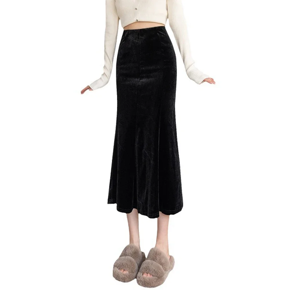 Ladies' Trendy Velour Fishtail Long Skirt Features a Feminine High Waist & Soft Fabric Ideal For Various Outfits
Ladies' Trendy Velour Fishtail Long Skirt Features a Feminine High Waist & Soft Fabric Ideal For Various Outfits