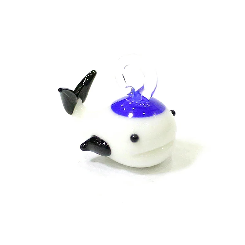 Japanese Style Mini Whale Glass Pendant Cute Marine Animal Charm Ornaments for DIY Jewelry Making Accessories or Aquarium Decor
Japanese Style Mini Whale Glass Pendant Cute Marine Animal Charm Ornaments for DIY Jewelry Making Accessories or Aquarium Decor