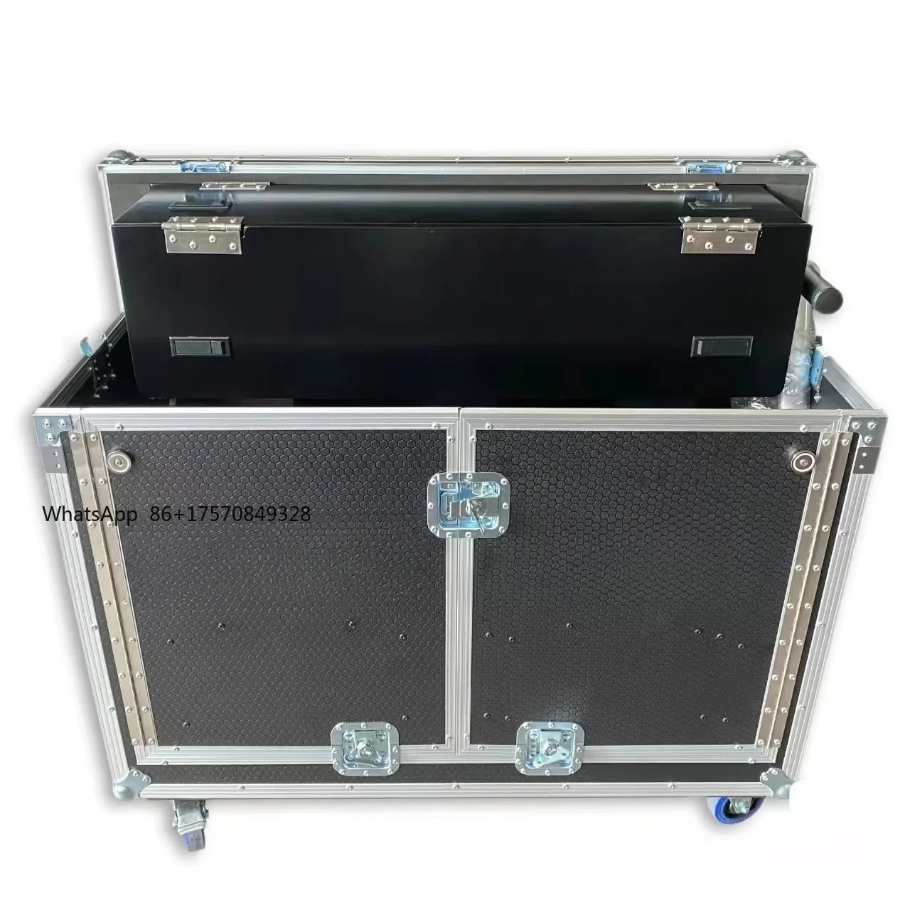 Customized MIDAS M32Live 32-Channel Digital Mixing Console in Open Aviation Case OEM & ODM Supported Tool Case
Customized MIDAS M32Live 32-Channel Digital Mixing Console in Open Aviation Case OEM & ODM Supported Tool Case