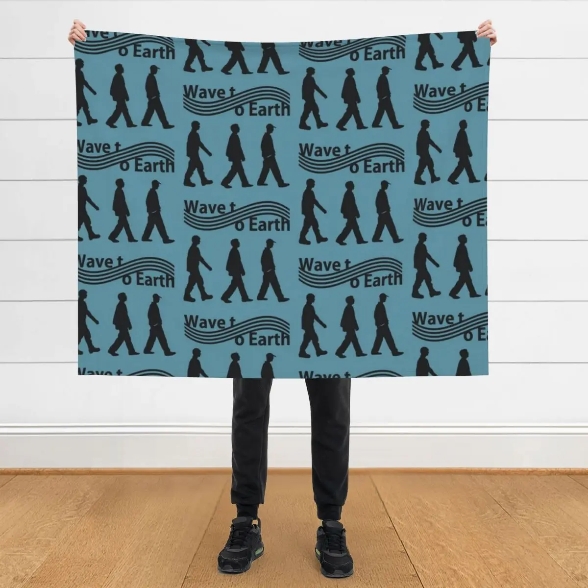 Wave to Earth - Black Stencil Throw Blanket For Baby Luxury Designer Bed Fashionable Hairy Blankets
Wave to Earth - Black Stencil Throw Blanket For Baby Luxury Designer Bed Fashionable Hairy Blankets