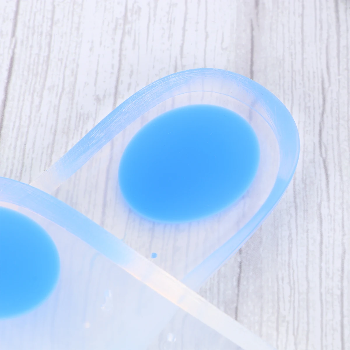 1 Pair Silicone Arch Pads Absorbing Insoles Sports Shoe Cushions Foot Care Massager for Women Men Size
1 Pair Silicone Arch Pads Absorbing Insoles Sports Shoe Cushions Foot Care Massager for Women Men Size