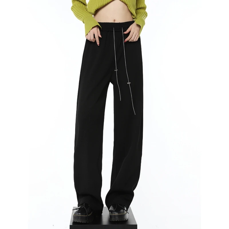 Women Black Sweatpants Chain High Waist Vintage Baggy Pants American Fashion Leisure Female Bottoms Straight Wide Leg Trouser
Women Black Sweatpants Chain High Waist Vintage Baggy Pants American Fashion Leisure Female Bottoms Straight Wide Leg Trouser