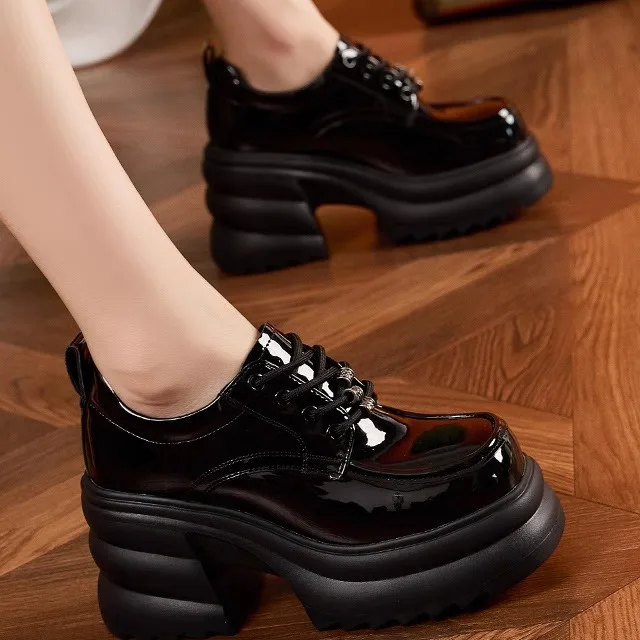 Women's Thick Bottom Loafers Real Leather Fashion Single Shoes British Style round Toe High Heel Composite Bottom Shoes
Women's Thick Bottom Loafers Real Leather Fashion Single Shoes British Style round Toe High Heel Composite Bottom Shoes