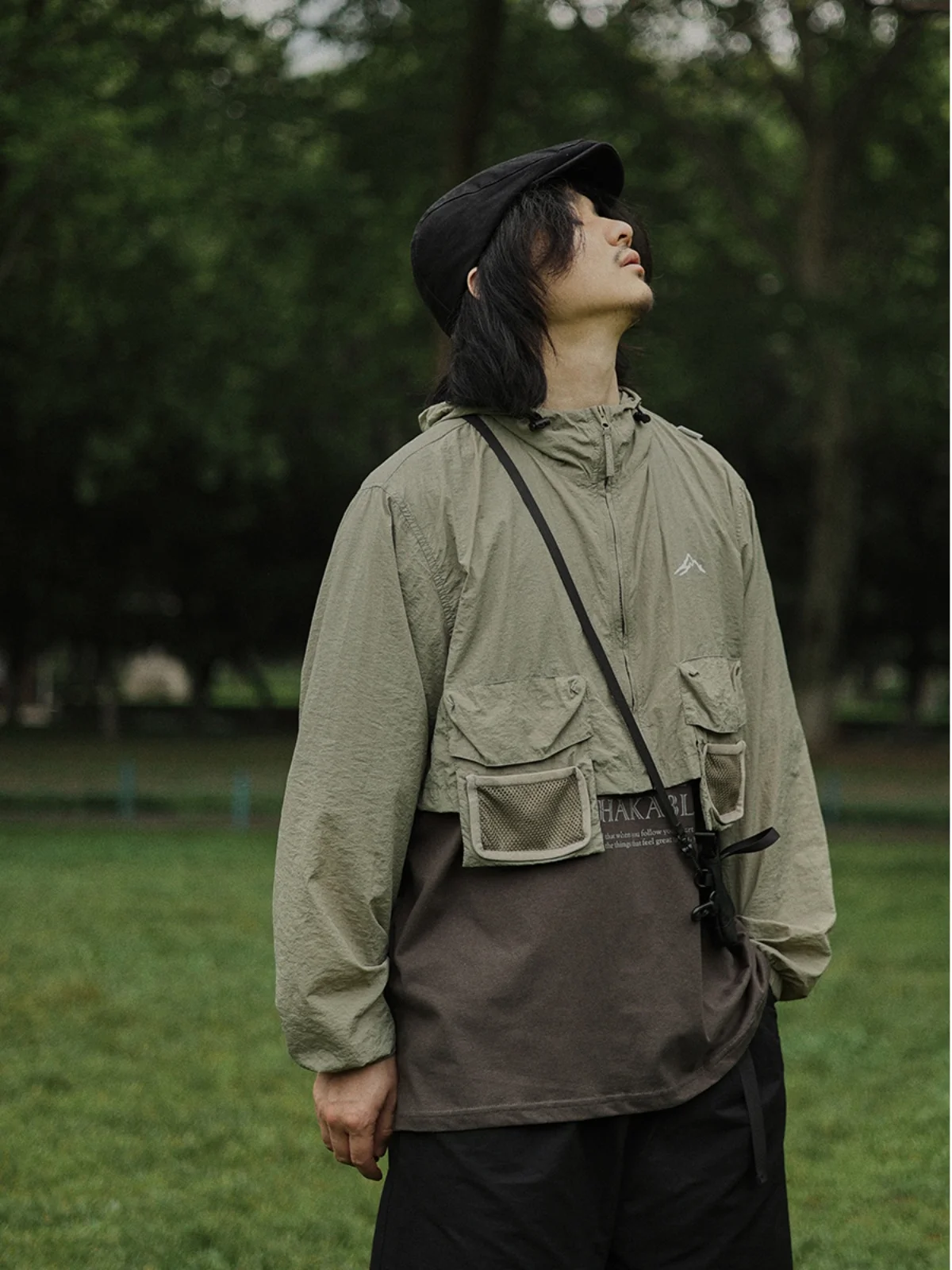 Outdoor Men's Loose Fit UV Protection Clothing UPF50+ Nylon Hooded Mountain Series Fashionable Skin Shirt Youth Trend
Outdoor Men's Loose Fit UV Protection Clothing UPF50+ Nylon Hooded Mountain Series Fashionable Skin Shirt Youth Trend