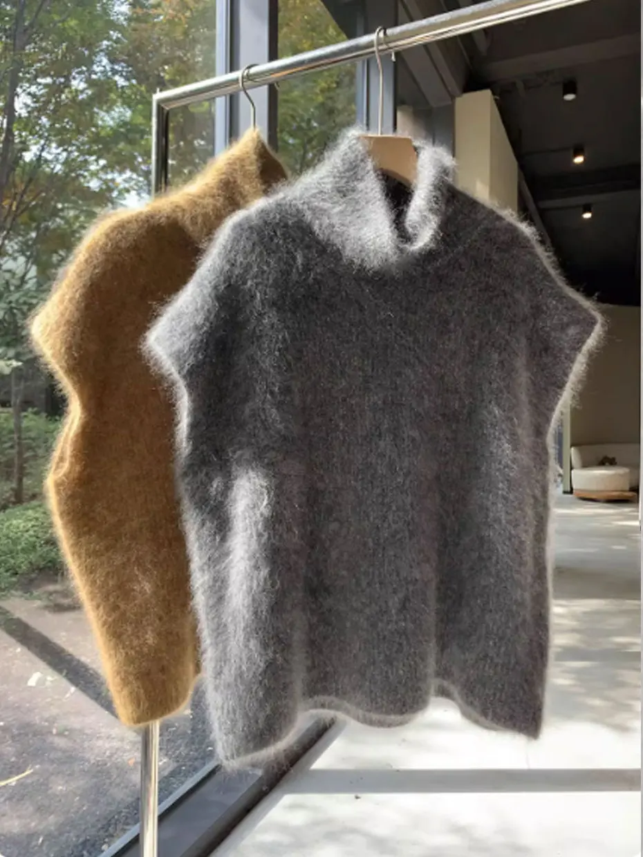 Thickened Winter Knitted Loose Vest Women's Outerwear Autumn Winter High Collar Sweater Sleeveless Base Layer Top Street Style
Thickened Winter Knitted Loose Vest Women's Outerwear Autumn Winter High Collar Sweater Sleeveless Base Layer Top Street Style