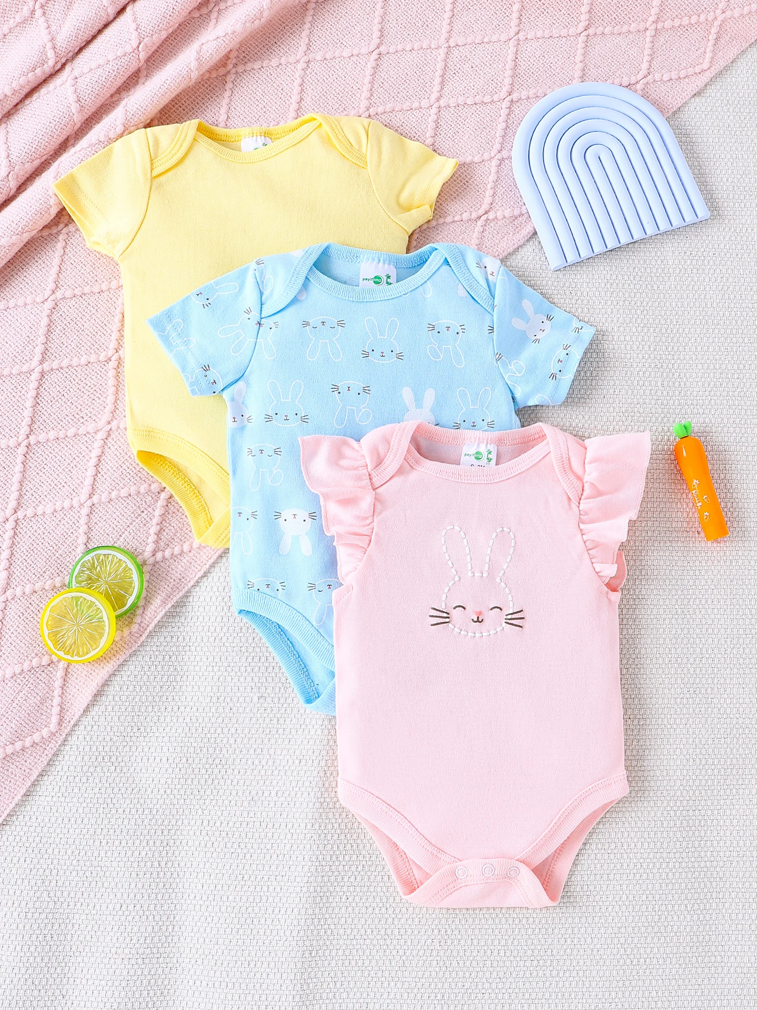 3PCS summer baby girls one-piece cotton fabric breathable comfortable short sleeve cute bunny pattern baby crawling clothes 0 ~
3PCS summer baby girls one-piece cotton fabric breathable comfortable short sleeve cute bunny pattern baby crawling clothes 0 ~