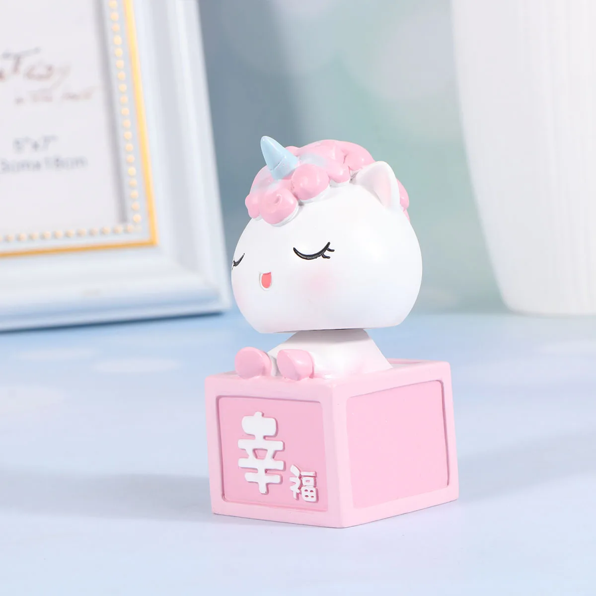 Resin Shaking Head Car Dashboard Decoration Home Office Ornament Gift Animal Box Adorable Figure Car Decorations Mini Figurines
Resin Shaking Head Car Dashboard Decoration Home Office Ornament Gift Animal Box Adorable Figure Car Decorations Mini Figurines