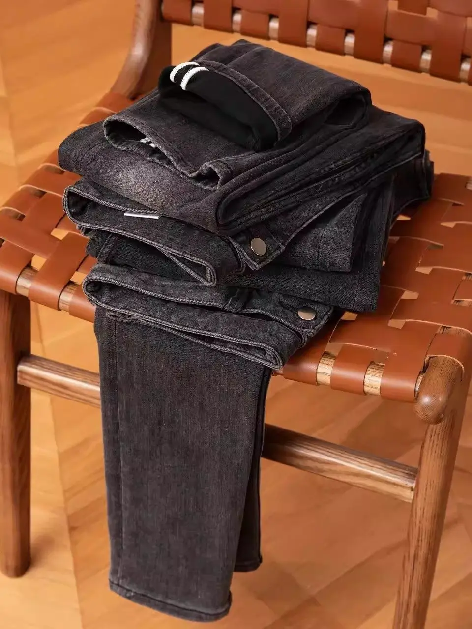 Luxury Fce Lined Straight Leg Jeans Men's Thiened Warm Casual Denim Pants Windproof Autumn Winter Trousers for Men
Luxury Fce Lined Straight Leg Jeans Men's Thiened Warm Casual Denim Pants Windproof Autumn Winter Trousers for Men