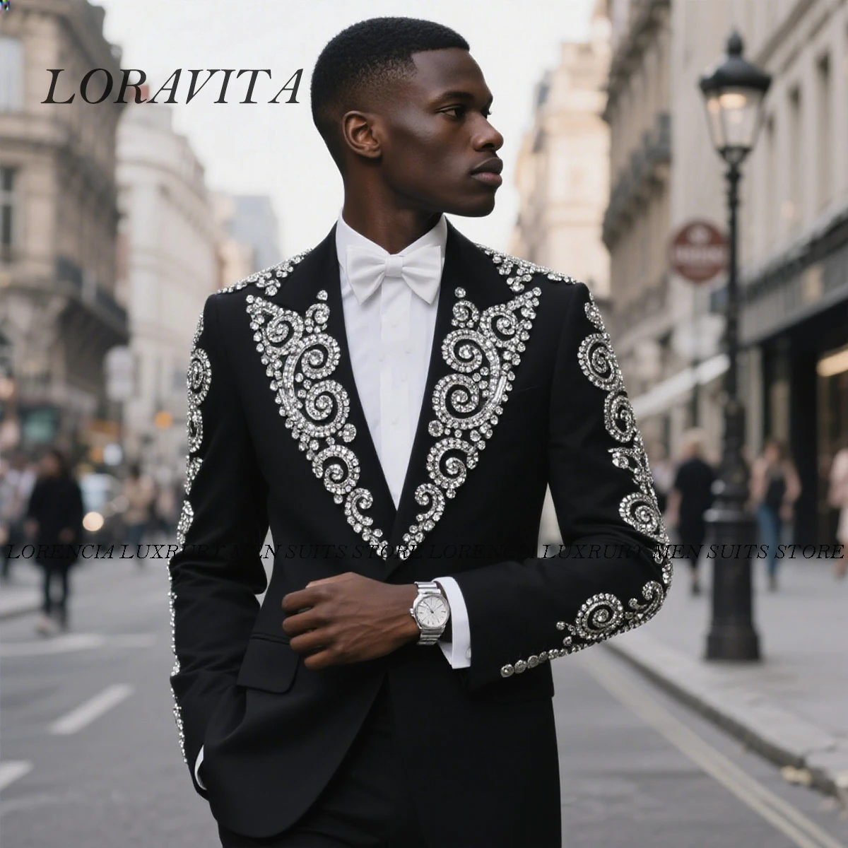 Customized Diamond Embellished Beadeds Men Suits Peaked Lapel Groom Tuxedos 2 Pieces Sets Party Prom Blazer Costume Homme 
Customized Diamond Embellished Beadeds Men Suits Peaked Lapel Groom Tuxedos 2 Pieces Sets Party Prom Blazer Costume Homme