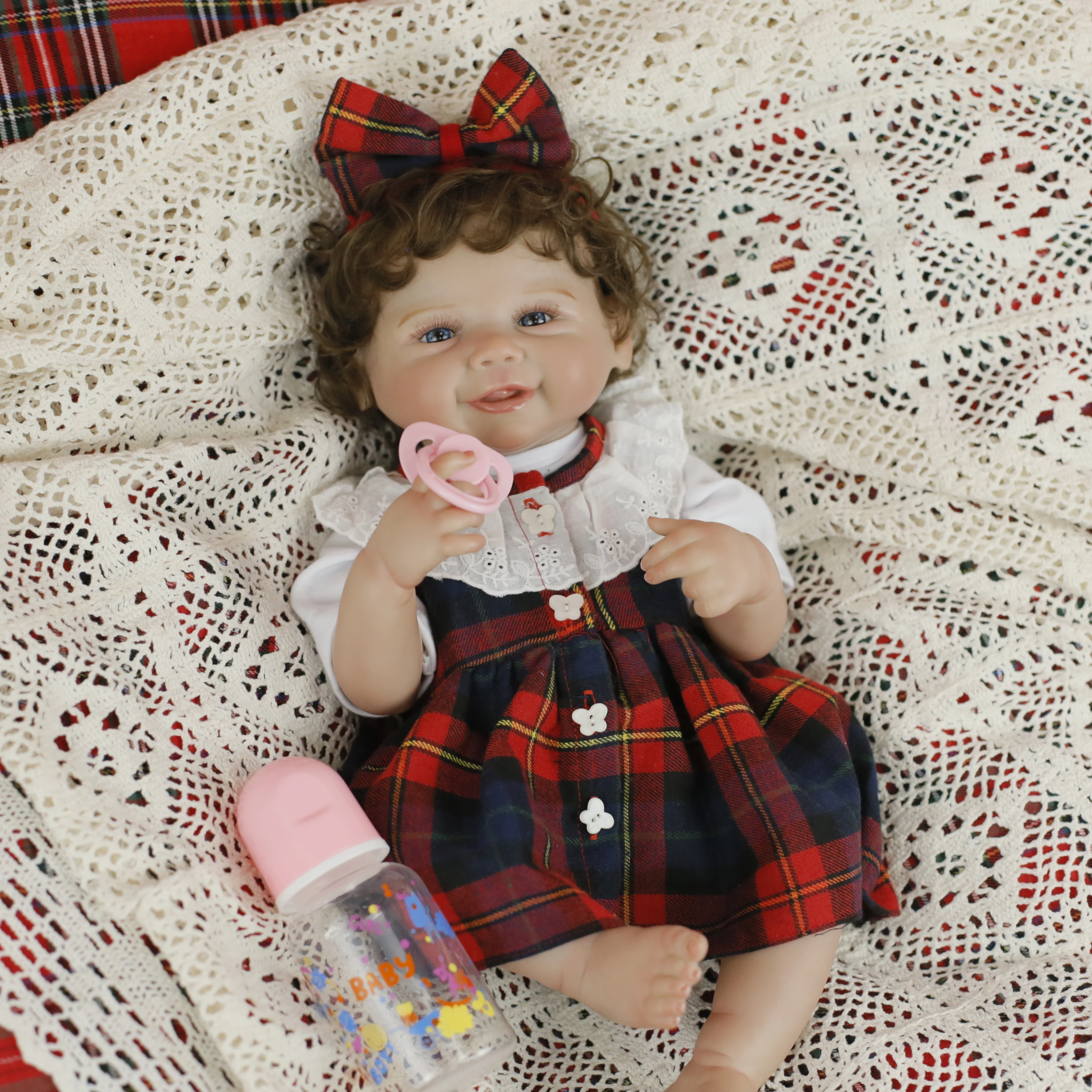 18INCH Full Vinyl Body Girl Waterproof Smiling Awake Reborn Doll Hand-Detailed Painted Lifelike Doll Christmas Toy Gifts
18INCH Full Vinyl Body Girl Waterproof Smiling Awake Reborn Doll Hand-Detailed Painted Lifelike Doll Christmas Toy Gifts