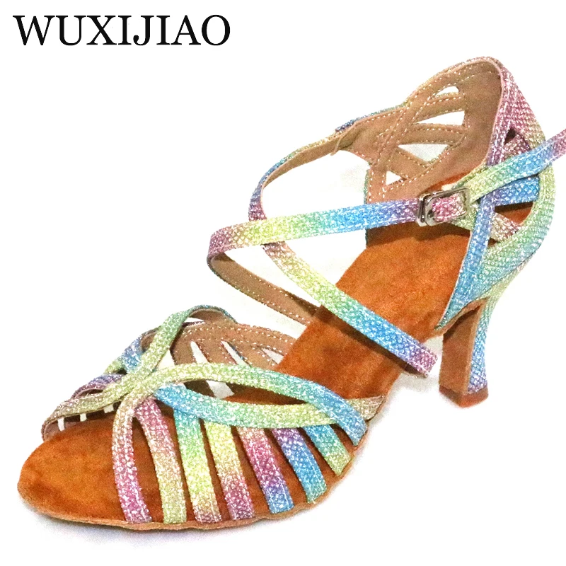 WUXIJIAO Latin Dance Shoes For Women Colorful glitter fabric Salsa Dance Shoes Women's Ballroom Dance Sandals
WUXIJIAO Latin Dance Shoes For Women Colorful glitter fabric Salsa Dance Shoes Women's Ballroom Dance Sandals