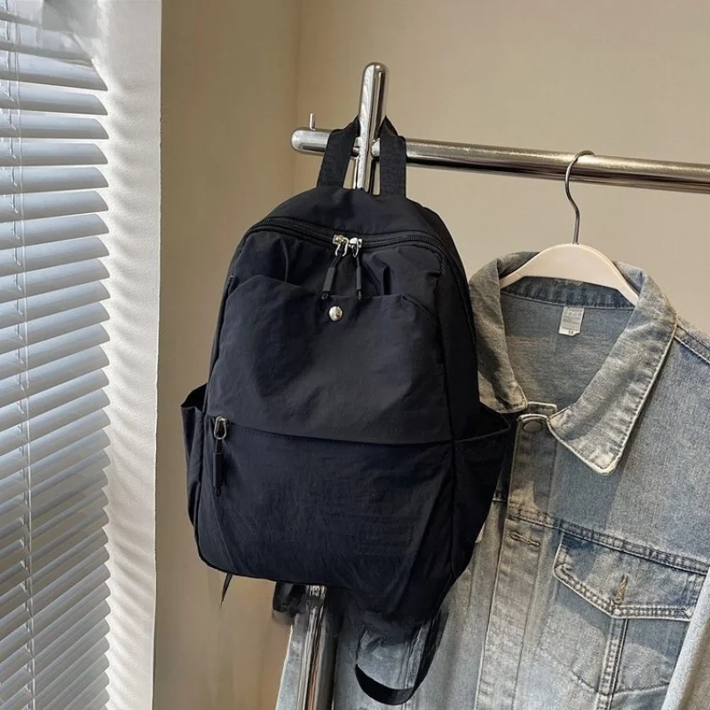 Повседневная большая нейлоновая спортивная сумка Capaci Fitn Xosor Student Bookbag для отдыха Универсальная сумка с двойным плечом Молодежная модная тенденция
Повседневная большая нейлоновая спортивная сумка Capaci Fitn Xosor Student Bookbag для отдыха Универсальная сумка с двойным плечом Молодежная модная тенденция