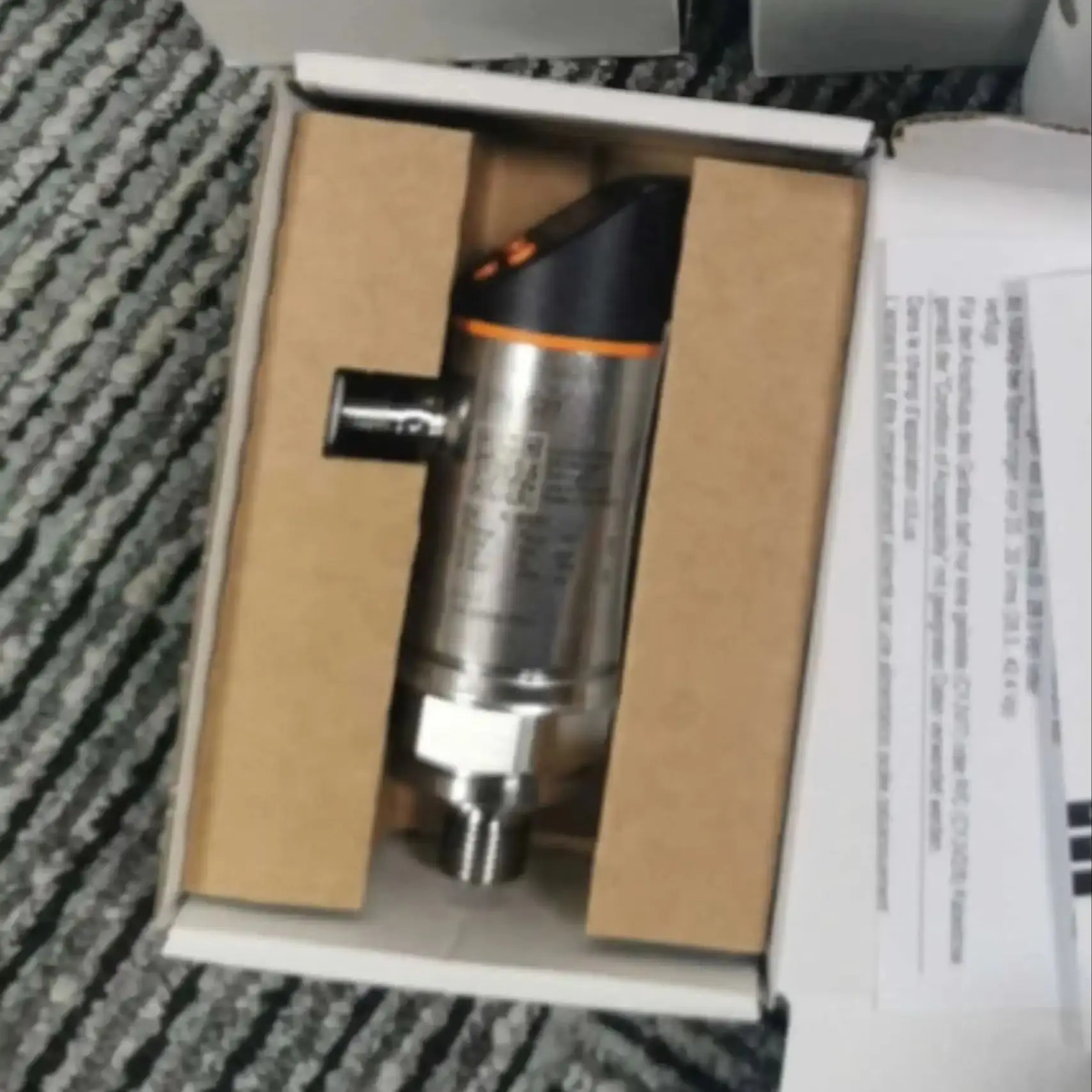 New original sensor PN3571 PN3594 PN3593 PN3592 PN3570 PN3596
New original sensor PN3571 PN3594 PN3593 PN3592 PN3570 PN3596