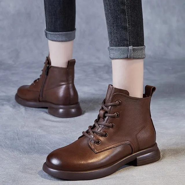 Genuine Leather Boots Women's Retro British Thick Heel Short Boots High Tube Head Layer Cowhide Spring Autumn Winter
Genuine Leather Boots Women's Retro British Thick Heel Short Boots High Tube Head Layer Cowhide Spring Autumn Winter