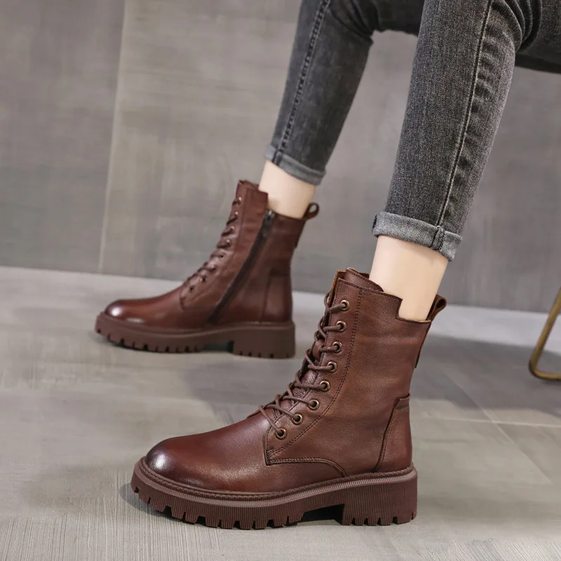 Casual Thick Bottom Boots Women's Autumn Winter Short Boots British Style Leather Shoes Versatile round Toe Boots
Casual Thick Bottom Boots Women's Autumn Winter Short Boots British Style Leather Shoes Versatile round Toe Boots
