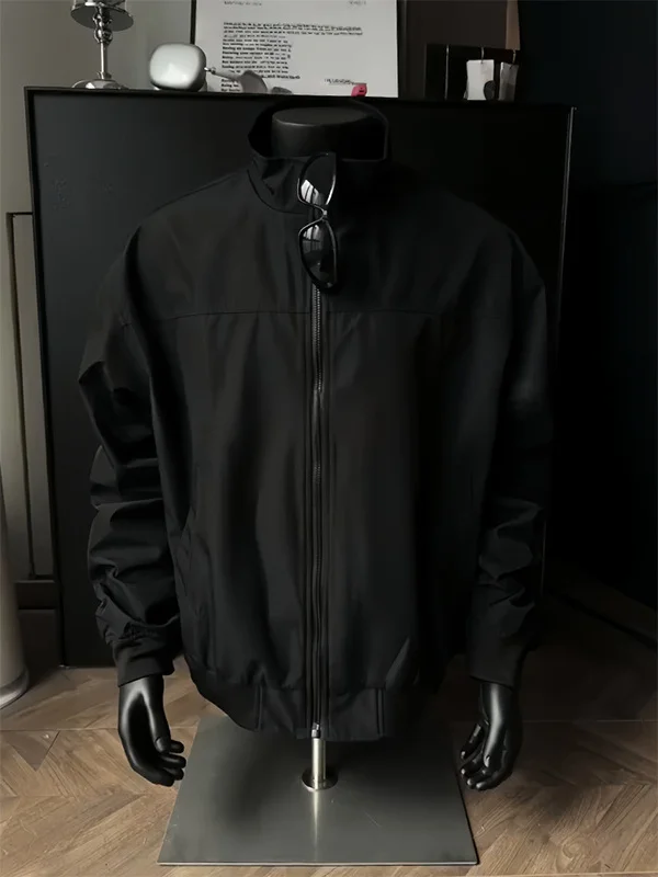 Свободный крой в Корейском стиле Sle Pilot Jaet, мужская однотонная верхняя одежда с воротником-стойкой, осень-зима, модная верхняя одежда Cleanfit
Свободный крой в Корейском стиле Sle Pilot Jaet, мужская однотонная верхняя одежда с воротником-стойкой, осень-зима, модная верхняя одежда Cleanfit