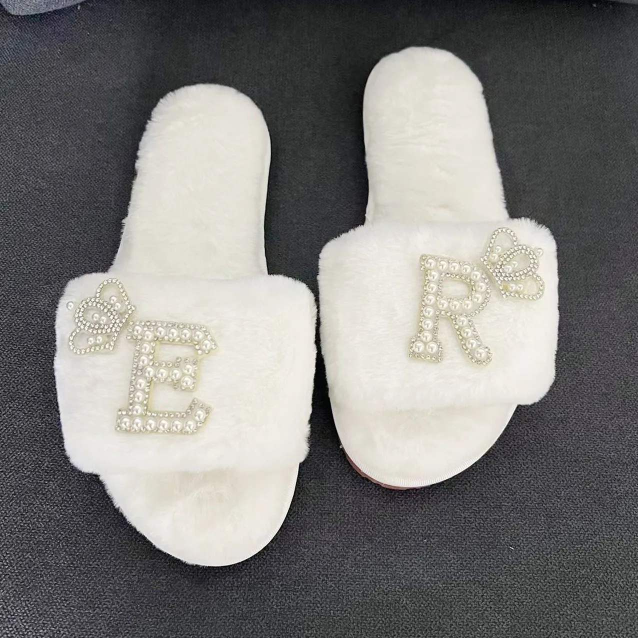 13Colors Wedding Bride To Be Bachelorette Party Proposal Gifts Custom Rhinestone Letter White Fluffy Plush Woman Cross Slippers
13Colors Wedding Bride To Be Bachelorette Party Proposal Gifts Custom Rhinestone Letter White Fluffy Plush Woman Cross Slippers