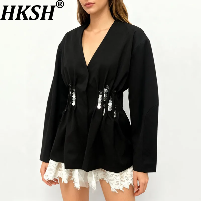 HKSH Spring Autumn New Women's Blazer V-neck Waist Cinching Sequined Pleated Patchwork Lace Hem Elegant Trend Ins Jacket HK14763
HKSH Spring Autumn New Women's Blazer V-neck Waist Cinching Sequined Pleated Patchwork Lace Hem Elegant Trend Ins Jacket HK14763