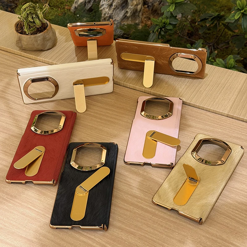 Case for Honor Magic V6 V5 Velvet Horse Pattern 360 ° Rotating Bracket PU Leather Shockproof Hard Mobile Phone Case Cover
Case for Honor Magic V6 V5 Velvet Horse Pattern 360 ° Rotating Bracket PU Leather Shockproof Hard Mobile Phone Case Cover