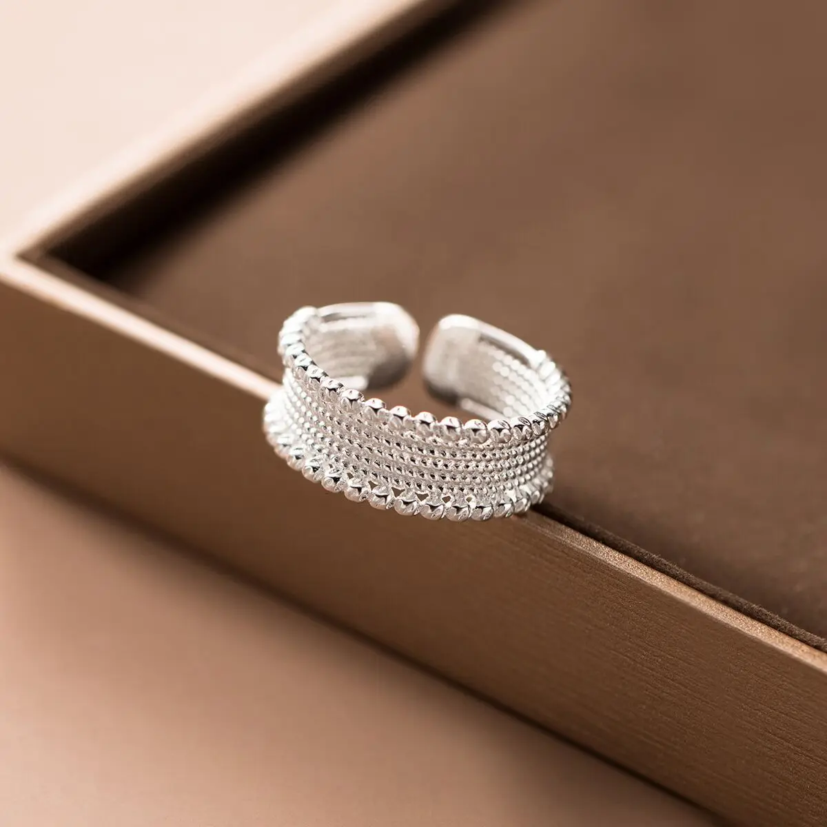 925 Sterling Silver Personality Bead Adjustable Rings For Women Engagement Luxury Fine Jewelry Accessories Jewellery Money 925
925 Sterling Silver Personality Bead Adjustable Rings For Women Engagement Luxury Fine Jewelry Accessories Jewellery Money 925