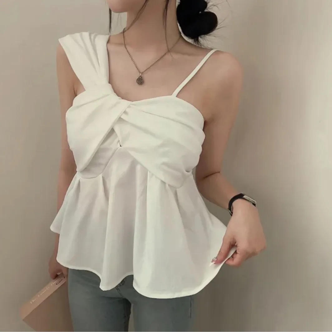 Chic Summer Cross Asymmetrical Design Knot Strapless Waist-Cinching Sleeveless Women's Top Trendy Commute Style Polyester Fiber
Chic Summer Cross Asymmetrical Design Knot Strapless Waist-Cinching Sleeveless Women's Top Trendy Commute Style Polyester Fiber