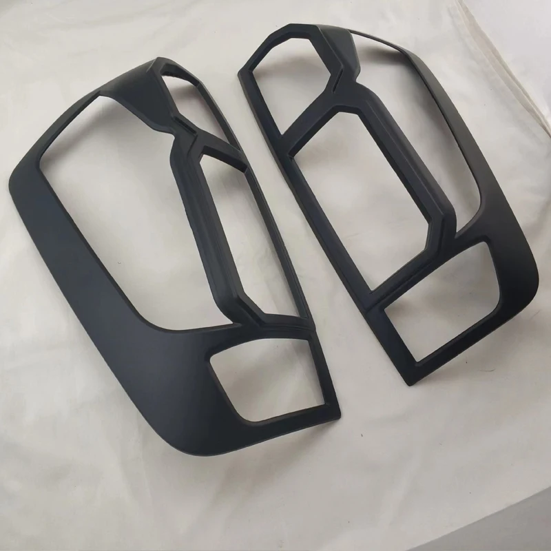 Exterior Protector Auto Accessories Tail Lamps Trim Plate For Nissan Navara Np300 2015 2016 2017 2018 2019 2020 Rear Light Cover
Exterior Protector Auto Accessories Tail Lamps Trim Plate For Nissan Navara Np300 2015 2016 2017 2018 2019 2020 Rear Light Cover
