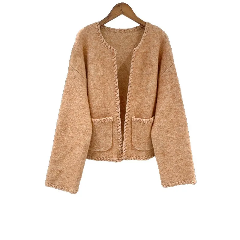 【Gift Free】2025 Autumn Winter Soft Mohair Knit Cardigan for Women, Round Neck Crochet-Edge Open Front Coat with Double Pockets
【Gift Free】2025 Autumn Winter Soft Mohair Knit Cardigan for Women, Round Neck Crochet-Edge Open Front Coat with Double Pockets