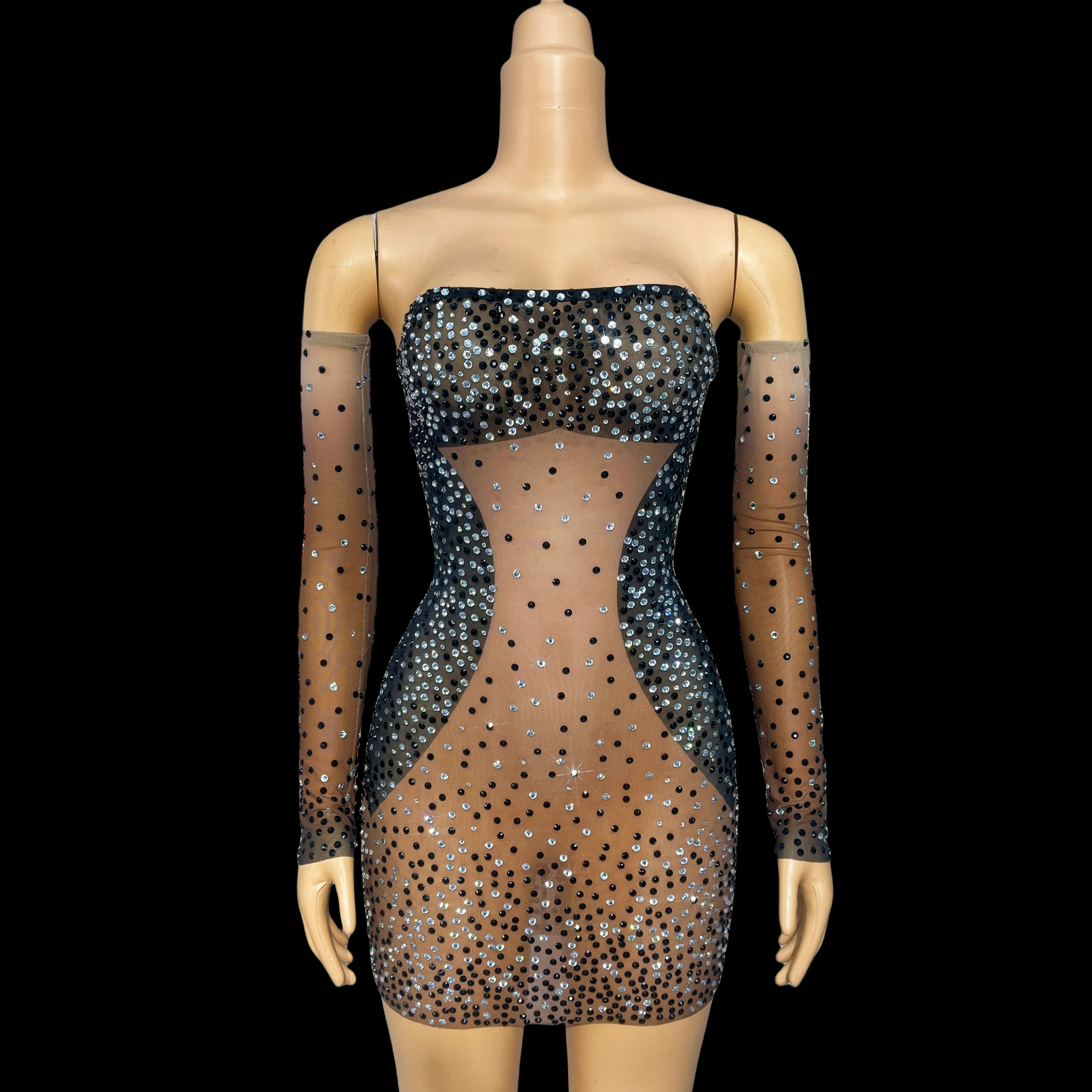 Black and white rhinestone sleeve covers, strapless dress, evening celebration show nightclub sexy outfit Heibai
Black and white rhinestone sleeve covers, strapless dress, evening celebration show nightclub sexy outfit Heibai