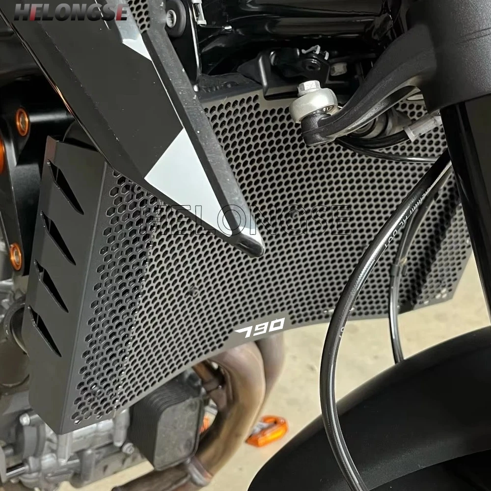 Fit For KTM DUKE790 Duke 790 2018 2019 Motorcycle DUKE 890 R 890R 2019 2020 Radiator Grille Grill Guard Water Oil Cooler Protect
Fit For KTM DUKE790 Duke 790 2018 2019 Motorcycle DUKE 890 R 890R 2019 2020 Radiator Grille Grill Guard Water Oil Cooler Protect