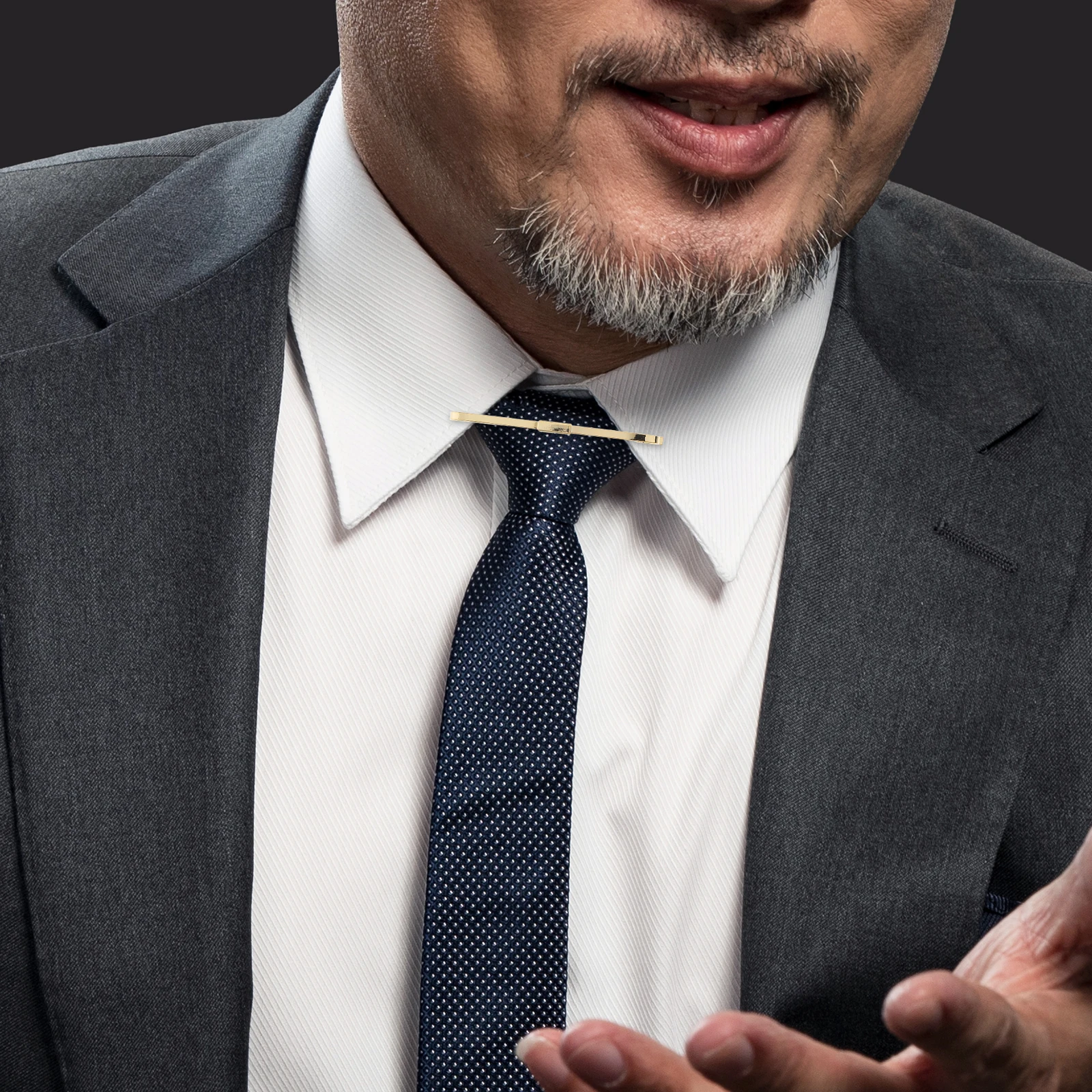 2Pcs Elegant Cardigan Clips Premium Copper Collar Brooch for Sweater Shawl Pin Styling Clothes Accessory Collar Clips
2Pcs Elegant Cardigan Clips Premium Copper Collar Brooch for Sweater Shawl Pin Styling Clothes Accessory Collar Clips