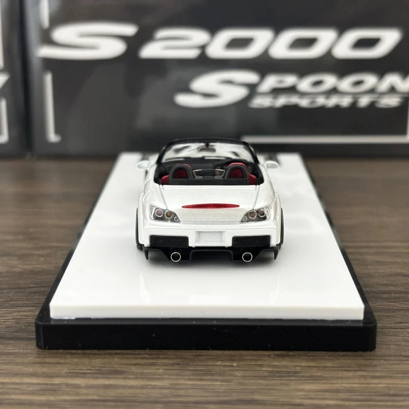 Готовые акции Micro Turbo 1:64 S2000 Ложка Белая коллекция Подарочная масштабная модель автомобиля
Готовые акции Micro Turbo 1:64 S2000 Ложка Белая коллекция Подарочная масштабная модель автомобиля