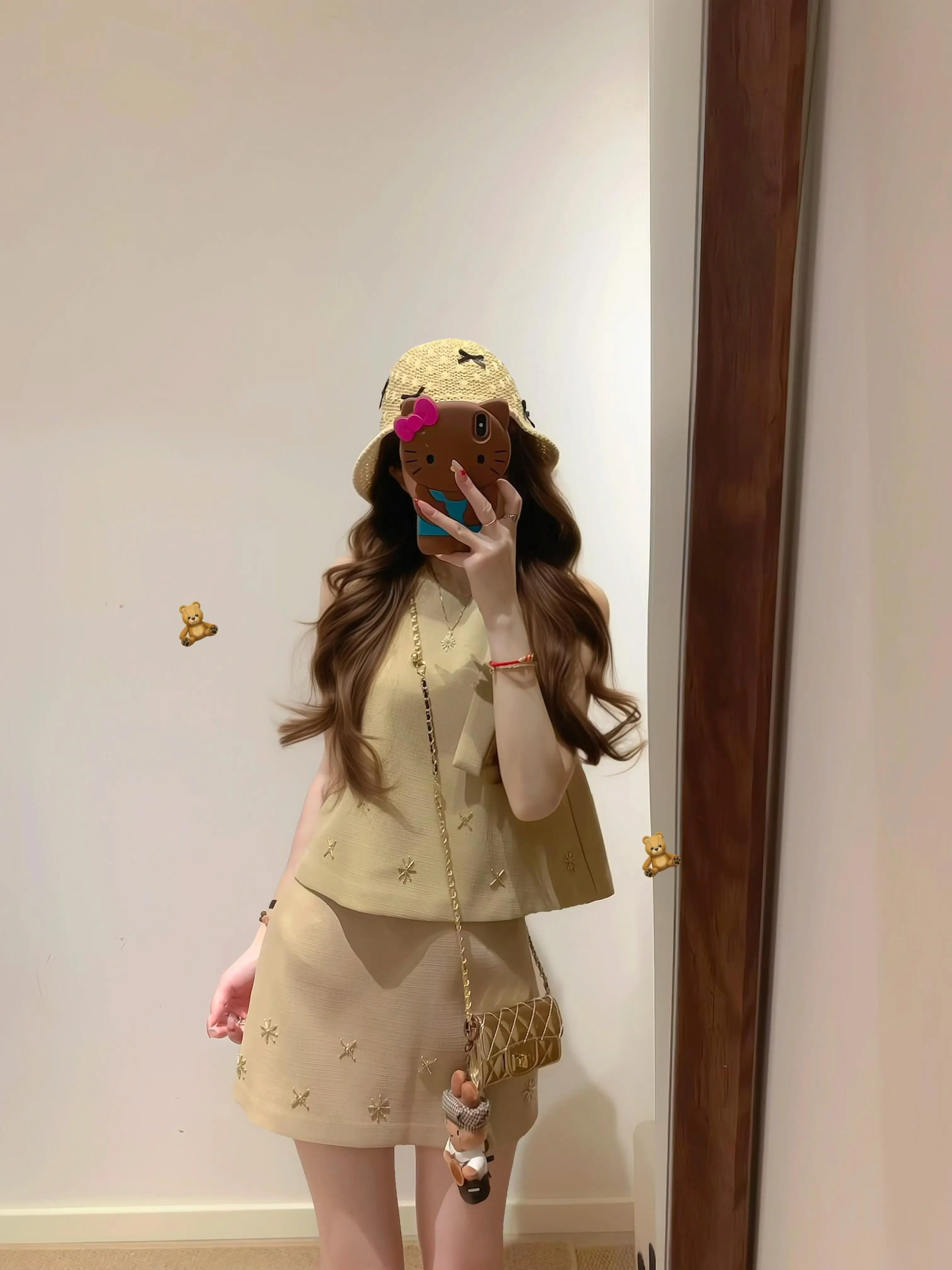 Kumikumi Summer Slimming High Waist round Neck Sleeveless Vest And Skirt Set Fashionable Elegant Women's Two-Piece Outfit
Kumikumi Summer Slimming High Waist round Neck Sleeveless Vest And Skirt Set Fashionable Elegant Women's Two-Piece Outfit