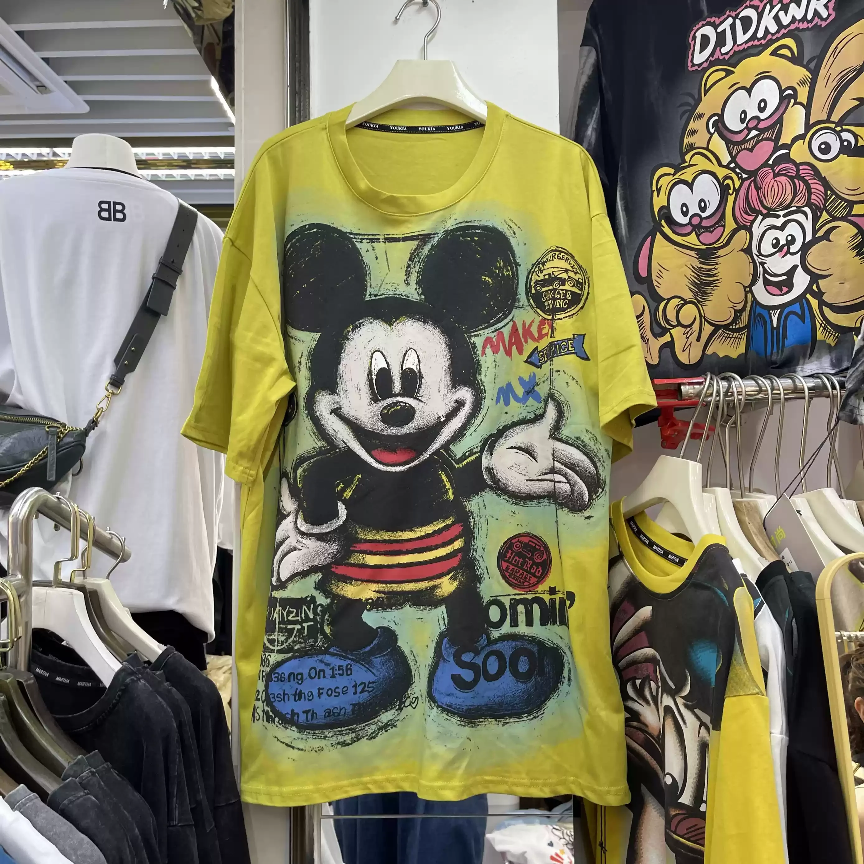 Trendy Brand Cartoon Printing Short-sleeved T-shirt 2025 Spring and Summer New Round Neck Drop Shoulder Sleeve Women's Clothing
Trendy Brand Cartoon Printing Short-sleeved T-shirt 2025 Spring and Summer New Round Neck Drop Shoulder Sleeve Women's Clothing
