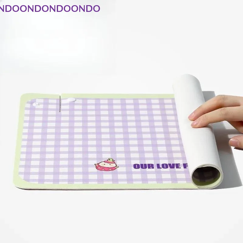 Anti Spill Waterproof Oil Resistant Cat Bowl Placemat INS Style Pet Food Feeding Pad for Cats PU Leather Pet Feeding Mat
Anti Spill Waterproof Oil Resistant Cat Bowl Placemat INS Style Pet Food Feeding Pad for Cats PU Leather Pet Feeding Mat