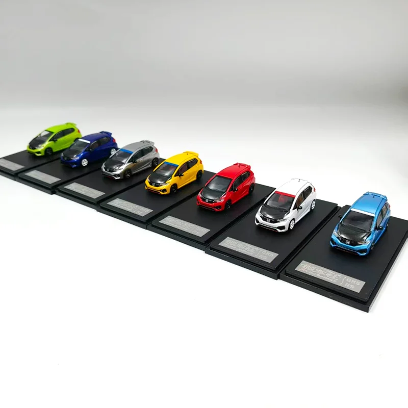 Micro Garage Diecast 1:64 Scale Fit 3rd Generation GK5 RS Alloy Car Model Collection Souvenir Gift Toys Static Display
Micro Garage Diecast 1:64 Scale Fit 3rd Generation GK5 RS Alloy Car Model Collection Souvenir Gift Toys Static Display