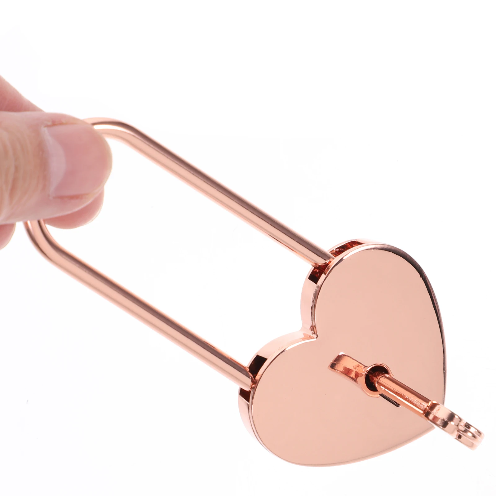 Rose Gold Heart-shaped Wish Lock Mini Padlocks Zinc Alloy Lightweight for Luggage Suitcase Backpack Diary Storage Travel Use
Rose Gold Heart-shaped Wish Lock Mini Padlocks Zinc Alloy Lightweight for Luggage Suitcase Backpack Diary Storage Travel Use