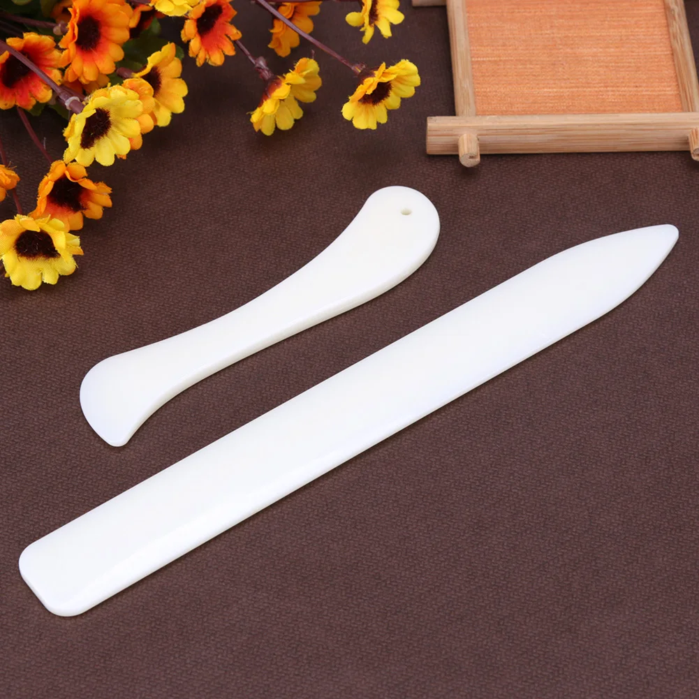 2pcs Leather Edge Beveling Tool Professional DIY Edge Cutting Tool Handmade White for Leather Crafting Work for Working Cutting
2pcs Leather Edge Beveling Tool Professional DIY Edge Cutting Tool Handmade White for Leather Crafting Work for Working Cutting