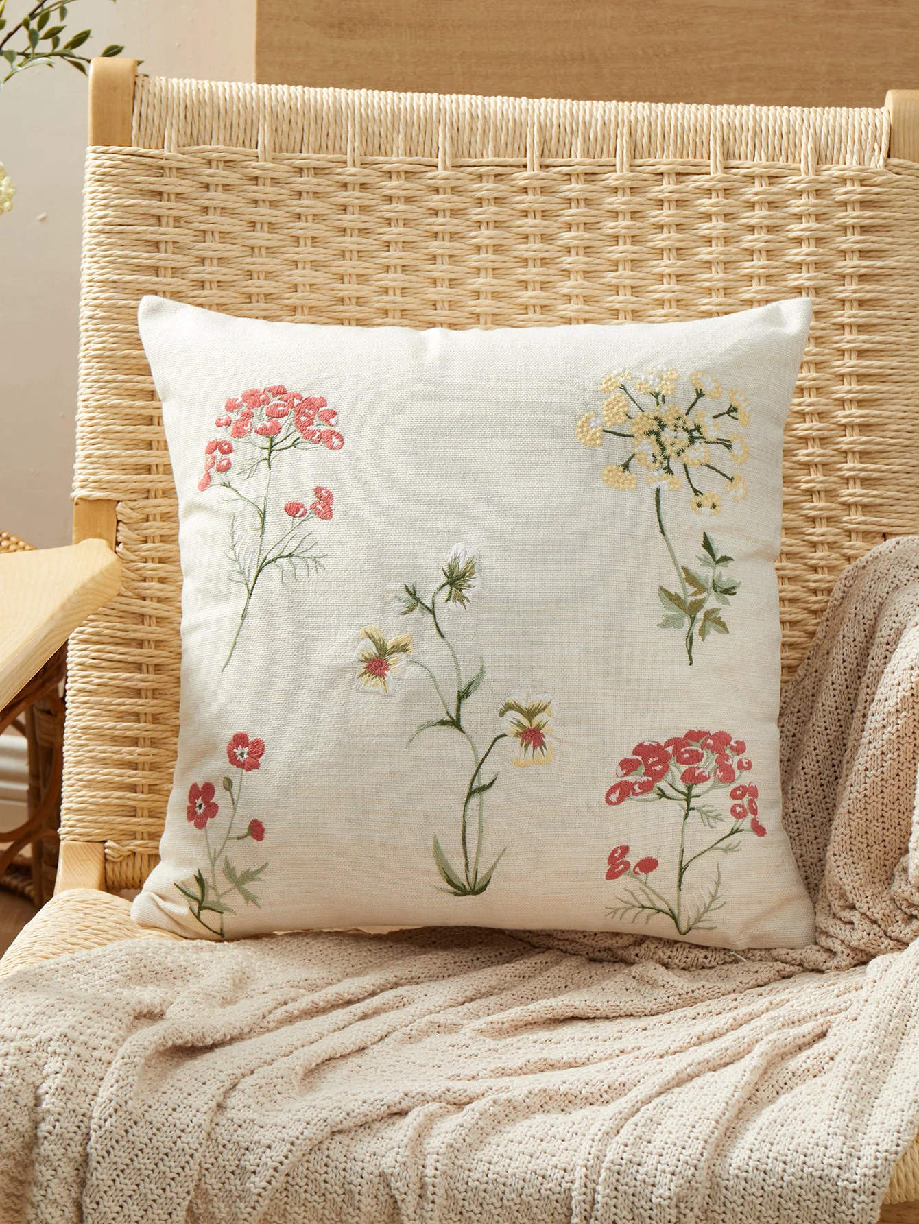 Cotton and Linen Sofa Pillowcase without Core, Embroidery Pillow Cover, Home Decor, 45x45, 30x50
Cotton and Linen Sofa Pillowcase without Core, Embroidery Pillow Cover, Home Decor, 45x45, 30x50