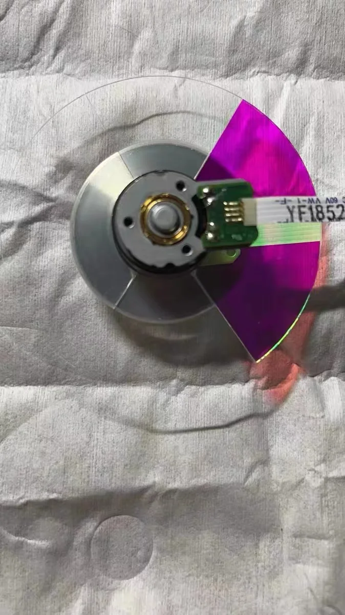 REPLACEMENT NEW Original Projector color wheel For Panasonic PT-RZ570 Laser DLP Projector Projector And other models
REPLACEMENT NEW Original Projector color wheel For Panasonic PT-RZ570 Laser DLP Projector Projector And other models